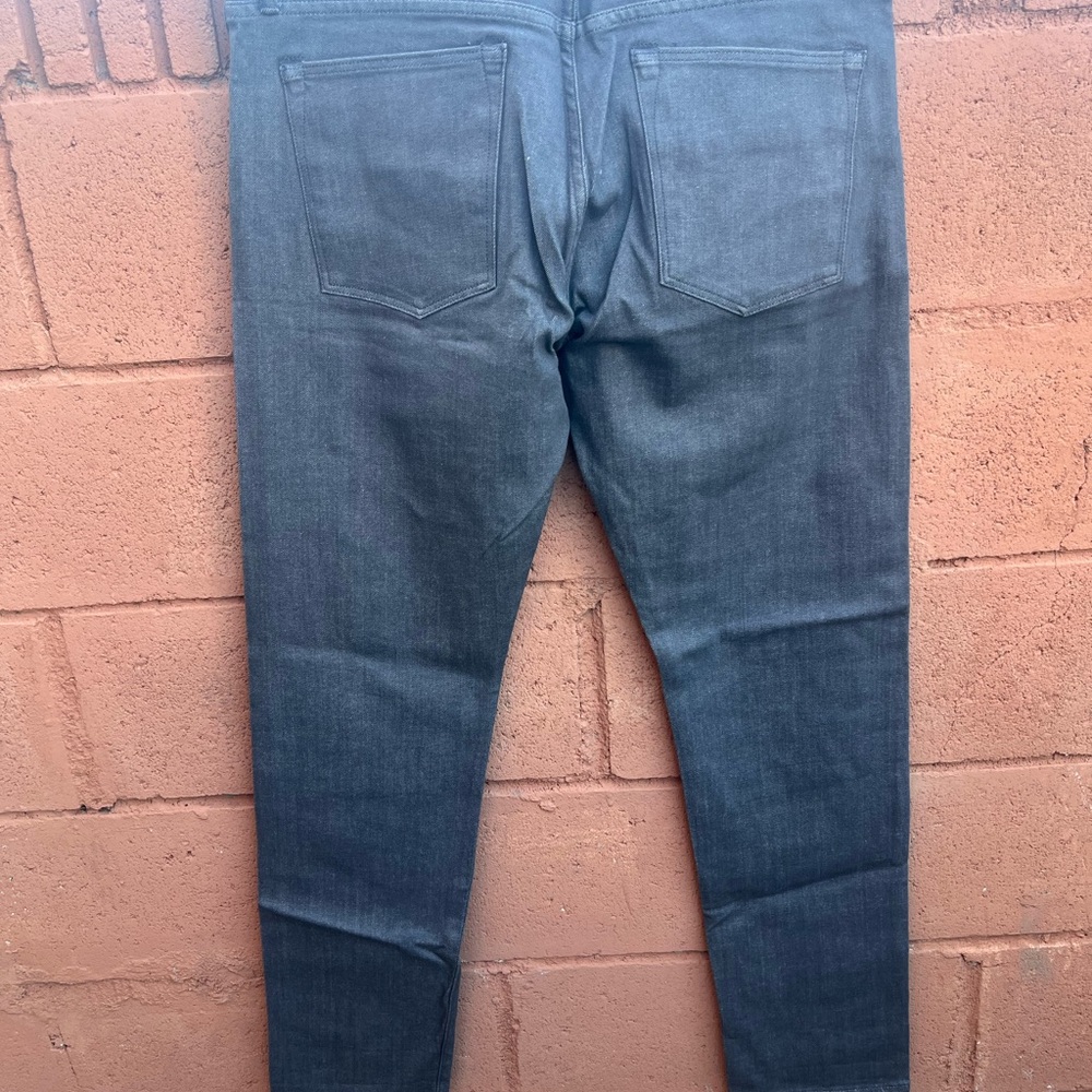 Hiroshi kato the pen slim in dark gray raw wash